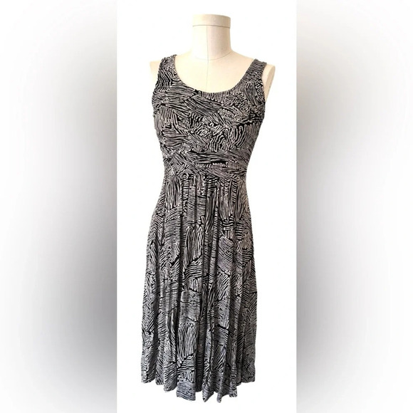 NWT Anthropologie Plenty by Tracy Reece Ruched knit dress fit and flare, black - Picture 1 of 14
